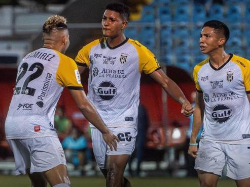 CAI de Panamá ganó los primeros dos partidos en la primera división de Panamá.