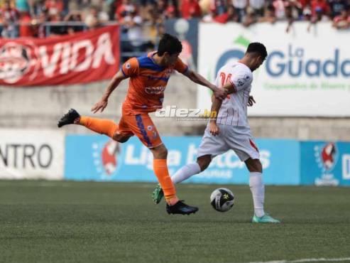 45+2’: FINAL DEL PRIMER TIEMPO: LOBOS 1-0 VIDA. GLOBAL: LOBOS 1-1 VIDA. FOTOS: Esaú Ocampo | Marvin Salgado.