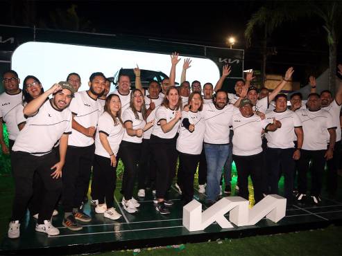 El equipo de Corporación Jaar y Kia Honduras están listos para atenderle en todas las sucursales a nivel nacional.