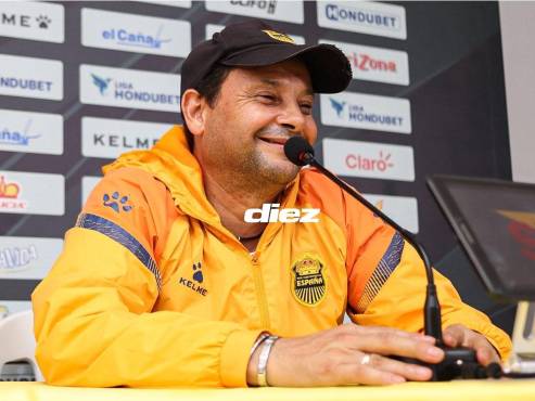 Campos le responde a Espinel por la pérdida de tiempo ante Olimpia y revive polémica de Menjívar: no soy mago