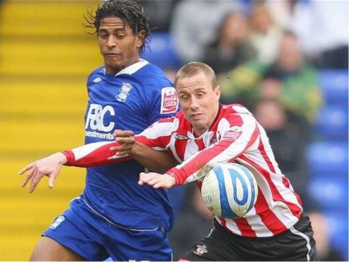 Carlo Costly nos reveló que le hubiese gustado jugar con el Arsenal de Inglaterra.