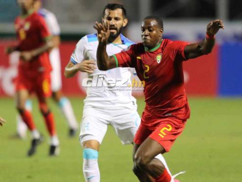 Jorge Álvarez ha sido uno de los volantes más activos en la zona del mediocampo en el Nacional. FOTOS: Alex Pérez | Andro Rodríguez.