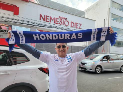 Sari, quien llegó desde Houston, está listo para apoyar a la Selección de Honduras.
