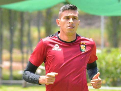 Othoniel suma 100 goles en su trayectoria futbolística en el que ha tenido destacadas actuaciones en Liga MX y Liga de Guatemala.