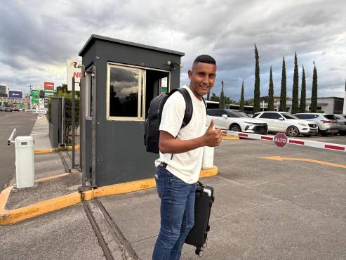 Luis Ortiz fue el primero que llegó a la concentración de la bicolor.