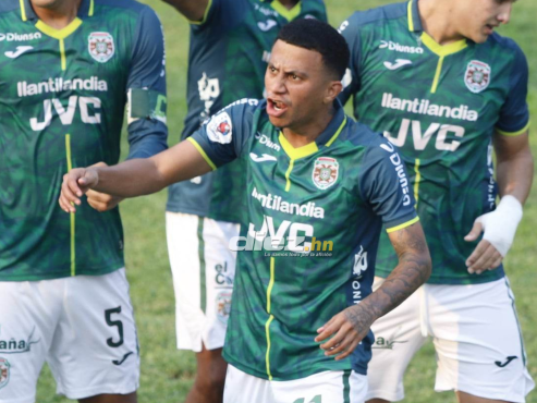 *Selvin Guevara retomó su buen nivel dentro de las canchas tras poner orden en su vida.