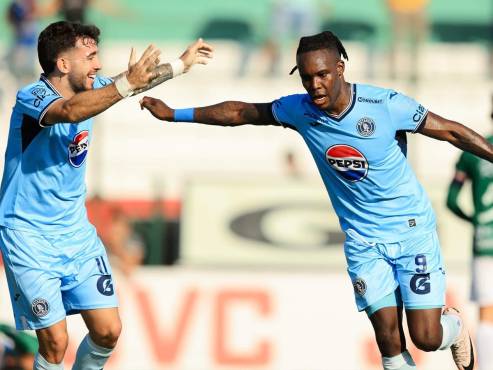 ¡Marathón derrota al Motagua, gana dos clásicos en una semana y peleará por entrar directo a semifinales!