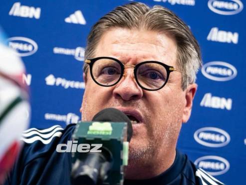 Miguel 'Piojo' Herrera protagonizó momentos tensos con la prensa durante la conferencia previo al duelo ante Honduras. (FOTO: Mauricio Ayala)