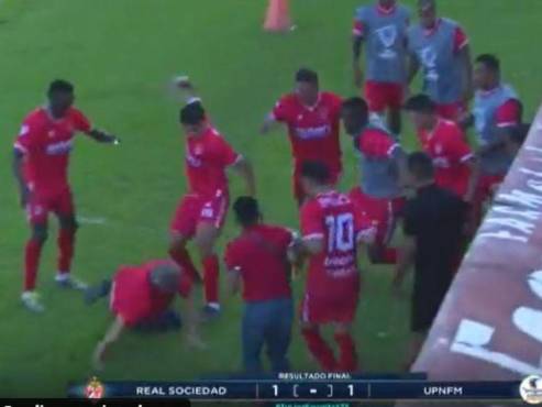 Boris Elencoff se sincera: Contó el motivo del empujón contra Mauro Reyes y la reacción de los jugadores de Real Sociedad ¿hay despidos?