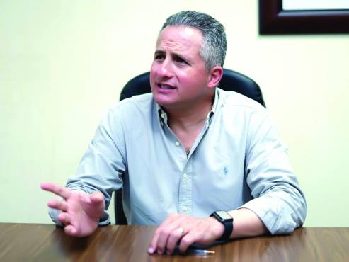 Mano a mano de Orinson Amaya y Elías Burbara: Los jugadores que se quisieron quitar, premios por ganar los derbis y el dardo a Yankel