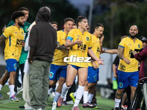 Los tiktokers de Brasil celebrando el primer gol ante Honduras. (FOTO: Mauricio Ayala)