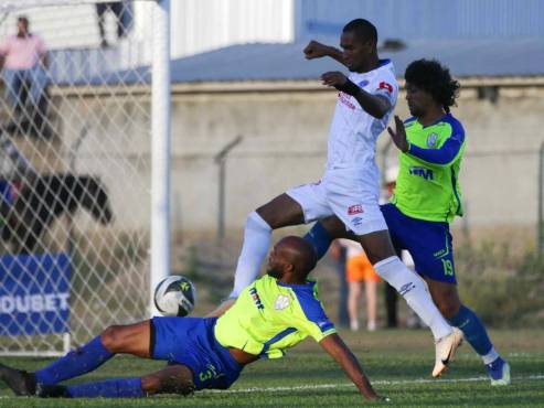 Mazazo al Olimpia de Espinel: Los potros del Olancho FC hincan al león, lo derrotan y sueñan con liguilla