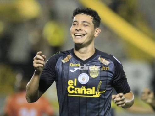 Jhow Benavídez también hizo pruebas el día que el Chelito Martínez hizo pruebas con La Máquina.