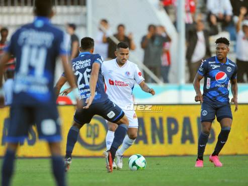 Olimpia humilla, golea y mantiene la hegemonía de Troglio contra un Motagua que se hundió en el Nacional