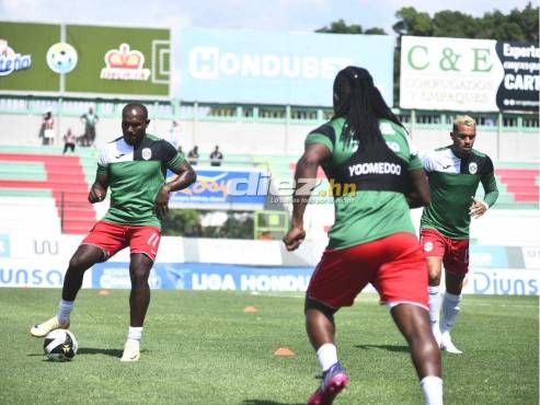 1’: ¡ARRANCA EL CLÁSICO! FOTOS: Neptalí Romero | Mauricio Ayala | Héctor Edú.