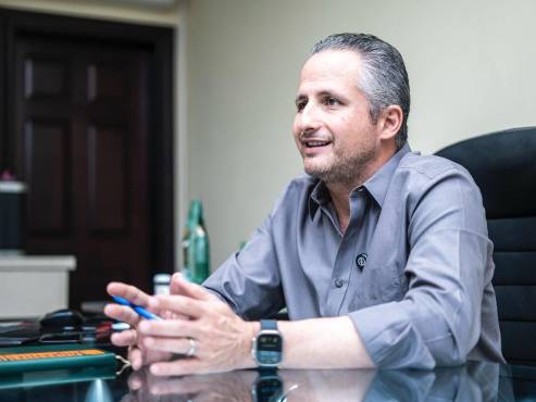 Elías Burbara reafirmando su respaldo al proyecto deportivo del Real España