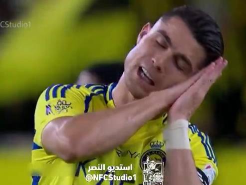 Este fue el polémico gesto de CR7 a sus compañeros del Al Nassr tras la remontada del Al Ittihad en la Liga de Arabia Saudita. (FOTO: Redes sociales)
