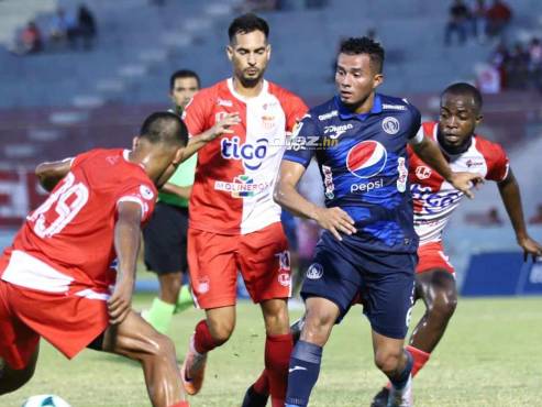 Motagua se tropieza en La Ceiba ante el Vida y luego de tres ganes al hilo pierde la oportunidad de ser líder solitario