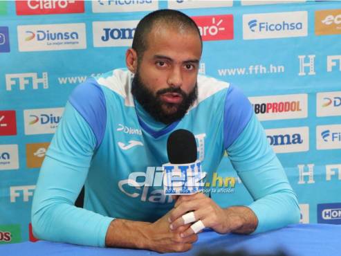 Édrick Menjívar en conferencia de prensa de cara al choque ante Cuba. FOTO: Erick Castillo.