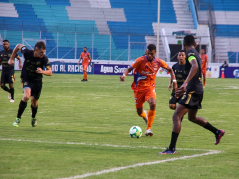 Olancho le ha ganado los dos partidos en los que ha enfrentado a UPN en primera división de la Liga Nacional.