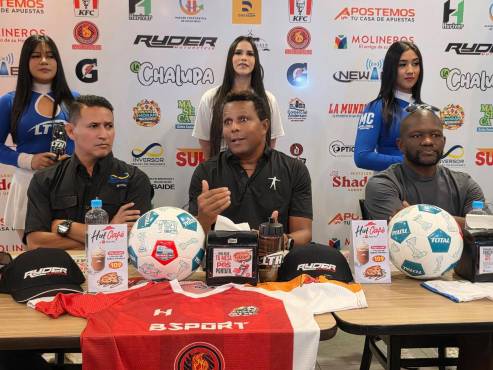 Carlos Oliva, Carlos Pavón y Milton Tayson Núñez dieron una conferencia de prensa previo al Chologol 2026.