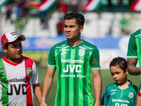 Isaac Castillo fue el invitado especial del podcast La Pelota Al Diez