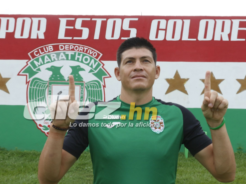 Paco Martínez posó para el lente de Diario Deportivo Diez. FOTOS: Neptalí Romero.