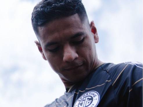 Carlos Pineda reveló a DIEZ que los campeones en Olimpia siempre buscan salir de la frontera hondureña para brillar.