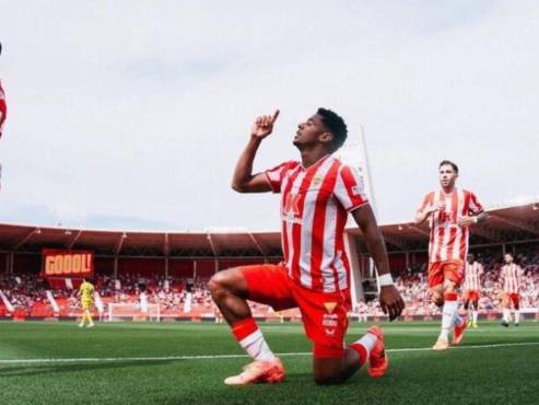 Choco Lozano viene de anotarle al Villarreal por la Liga Española.