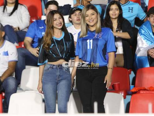 Las hermosas chicas se hicieron presentes en el Estadio Nacional Chelato Uclés de Tegucigalpa. FOTOS: David Romero | Andro Rodríguez.