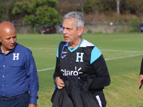 Reinaldo Rueda en el Centro de Alto Rendimiento José Rafael Ferrari de Tegucigalpa. FOTO: Andro Rodríguez.