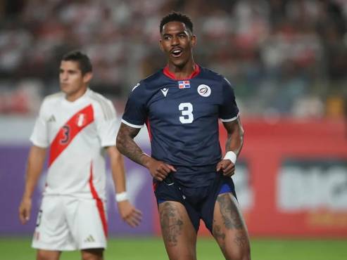 Júnior Firpo ya es titular con la Selección de República Dominicana.