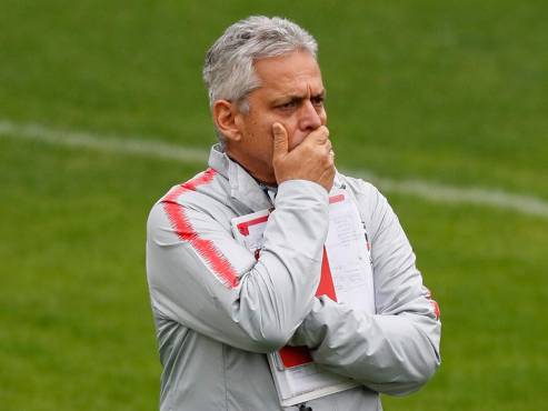 Reinaldo Rueda sigue siendo el DT que goza con el respaldo de la mayoría de los hondureños, dirigencia de equipos, Fenafuth, jugadores, prensa y afición.