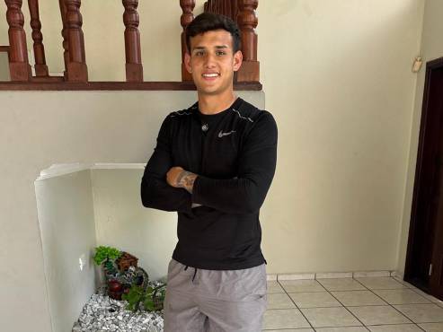 André Orellana recuerda su pelea con Beckeles y Troglio y, ¿se considera uno de los más guapos de la Liga Nacional?