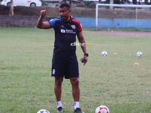 “Chico” Pavón brilló con el Vida y la Selección Nacional de Honduras en su época dorada en el fútbol.