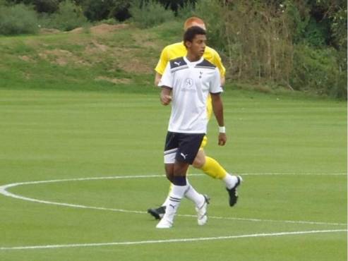 Choco Lozano hizo pruebas con el Tottenham de la Premier League de Inglaterra.