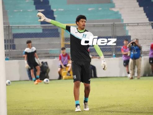 Eliezer Fuentes, portero titular de Honduras.