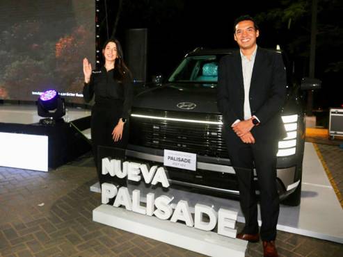 Ejecutivos de Excel, distribuidor oficial de Hyundai en Honduras.