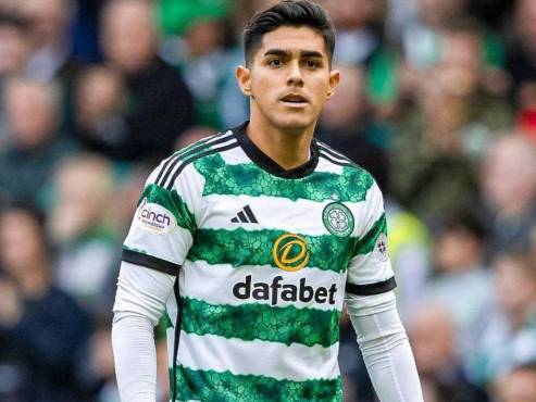 Luis Palma le pide consejos futbolísticos a Francisco Pavón, a quien considera su “padre futbolístico”.