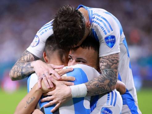 87’:¡GOOOOOOOL DE ARGENTINA! Lautaro Martínez anota doblete y sentencia el triunfo de Argentina ante Perú por Copa América 2024.