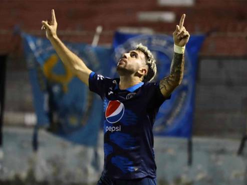 Motagua se encomendó a Rubilio Castillo para rescatar un frío empate contra Victoria en La Ceiba al 90’+5’