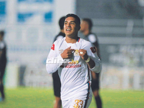 Michaell Chirinos sería la única alta de Olimpia para encarar la Liga Nacional y la Copa Centroamericana.