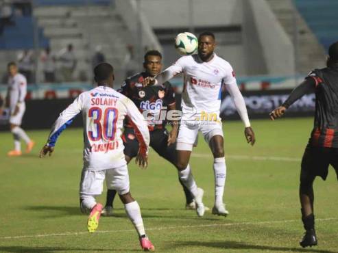 Olimpia fue una aplanadora contra el Vida en el Nacional de Tegucigalpa. FOTO: Estalin Irías.