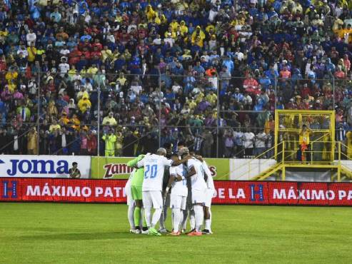 Jeaustin campos y su advertencia a Costa Rica sobre el estadio Morazán: Tiene una acústica importante y es atemorizante