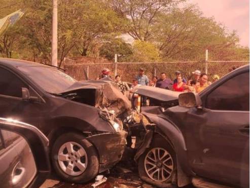 Así fue la colisión en la que Efraín Núñez perdió la vida en El Salvador. FOTO CORTESÍA.