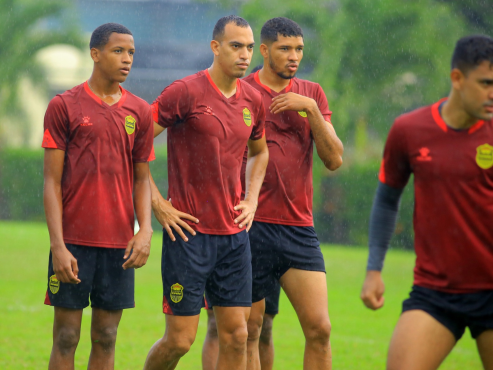 Real España está dando el batacazo en una de la categoría más votada de la séptima edición de los Premios DIEZ.