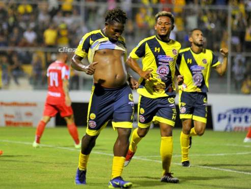 Génesis se duerme ante una Real Sociedad combativa que al final se lleva un punto de Comayagua