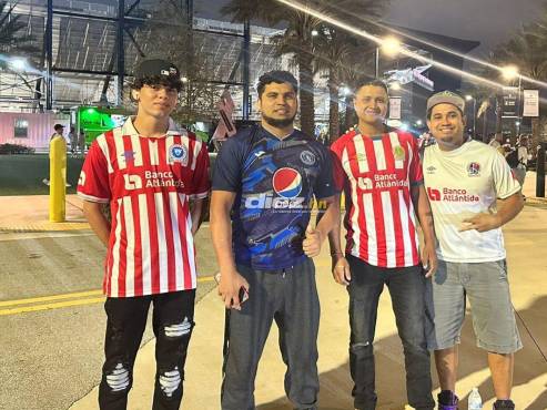 Aficionados de Olimpia y Motagua arropan a La H en Miami, Estados Unidos. FOTO: Jenny Fernández.