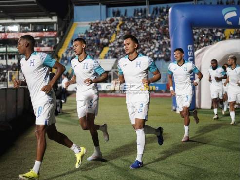 7:45 PM: Jamaica viene de empatar 0-0 ante Jamaica por la jornada 2 en la Nations League de la Concacaf. FOTOS: Mauricio Ayala | Marvin Salgado | Emilio Flores | Aníbal Vásquez.