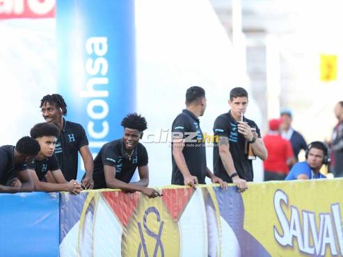 La Selección de Honduras se mide a Cuba por la jornada 1 de la Eliminatoria Mundialista. FOTOS: Emilio Flores | David Romero.
